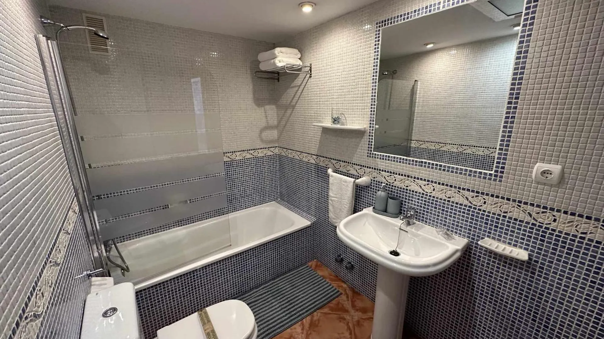 Apartament Apartamento Con Vista Al Mar En La Mitica Nogalera Torremolinos Hiszpania